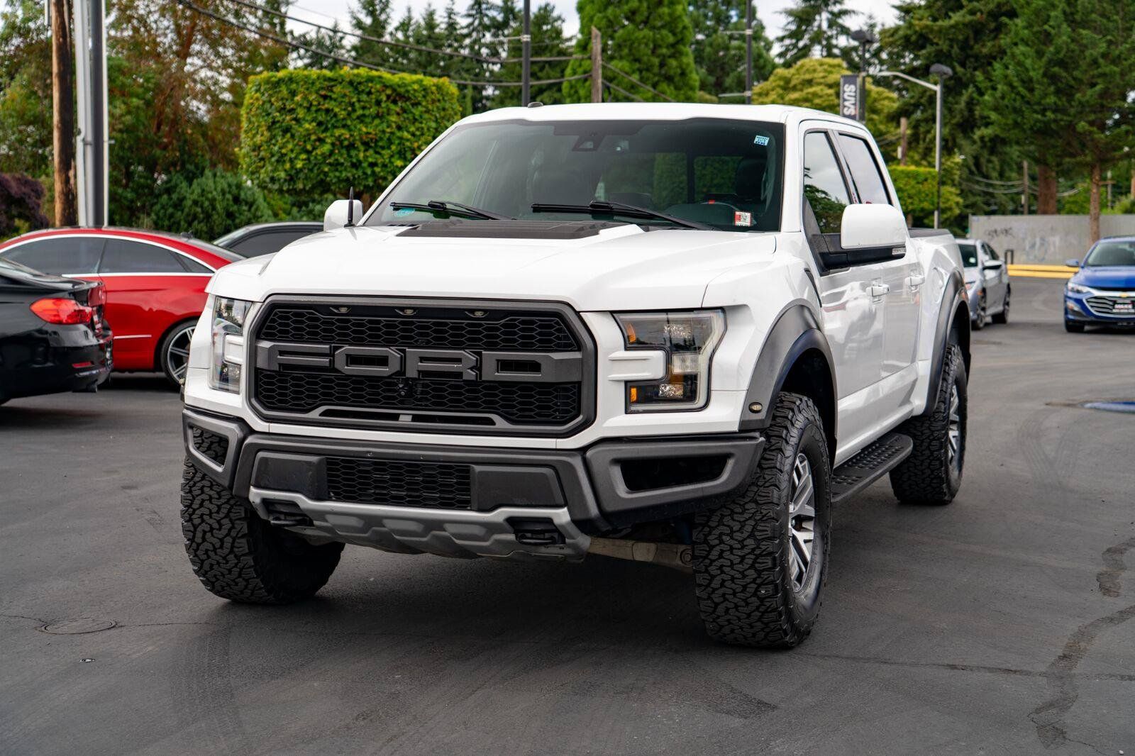Used 2018 Ford F150 Raptor w/ Equipment Group 802A Luxury AWD/4WD image 4
