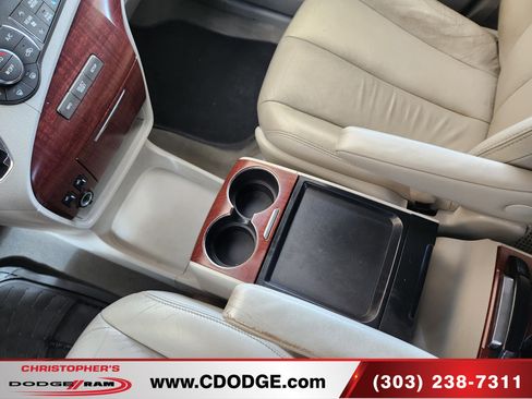 Used 2011 Toyota Sienna XLE image 14