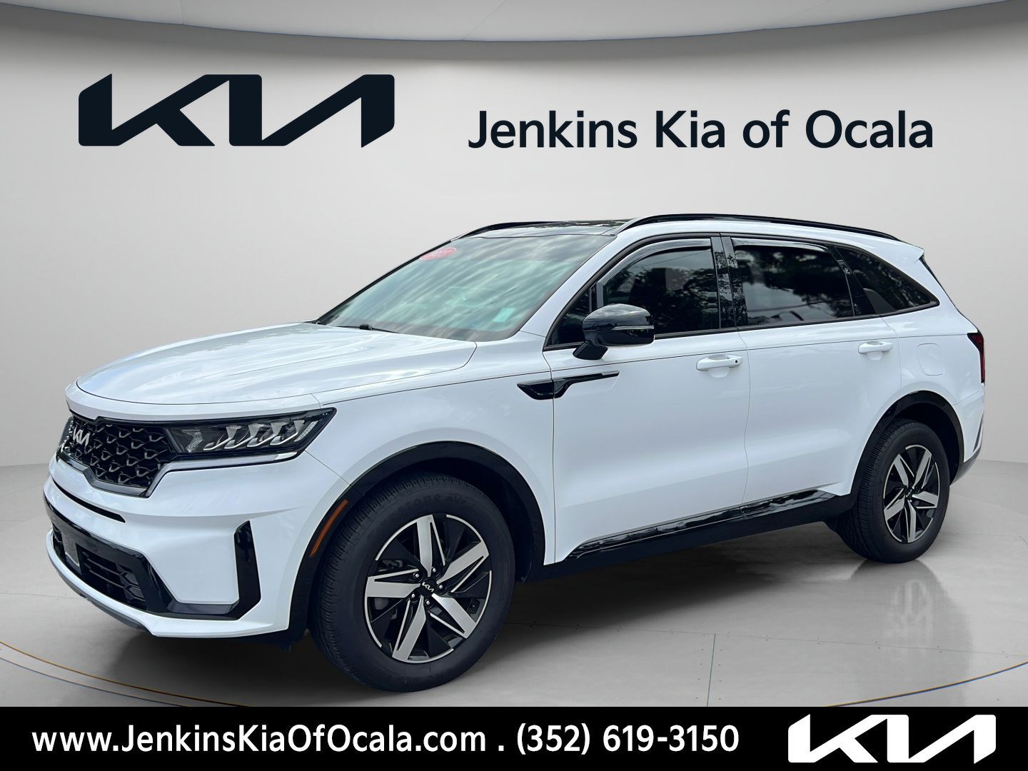 Used 2023 Kia Sorento EX w/ Panoramic Sunroof Package FWD image 7