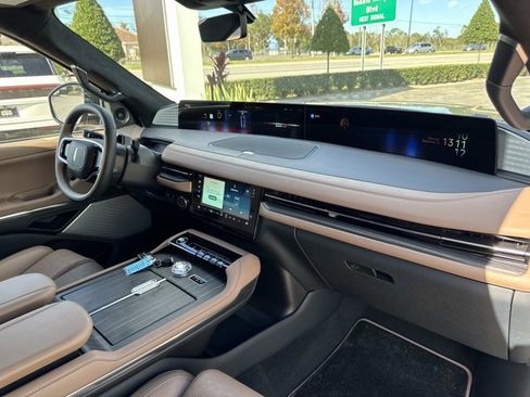 New 2025 Lincoln Navigator L Black Label image 20