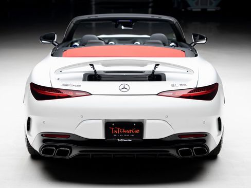 Used 2022 Mercedes-Benz SL 55 AMG 4MATIC image 28