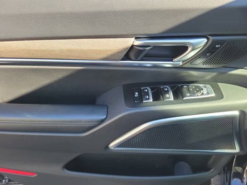 Used 2022 Kia Telluride SX w/ SX Prestige Package image 26