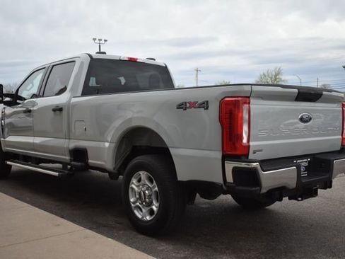Used 2025 Ford F250 XLT AWD/4WD image 12