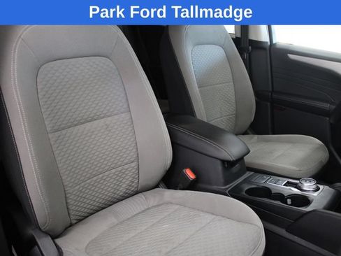 Used 2022 Ford Escape SE w/ Cold Weather Package FWD image 21