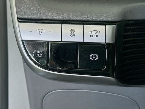 Used 2024 Hyundai Ioniq 5 SEL RWD image 17