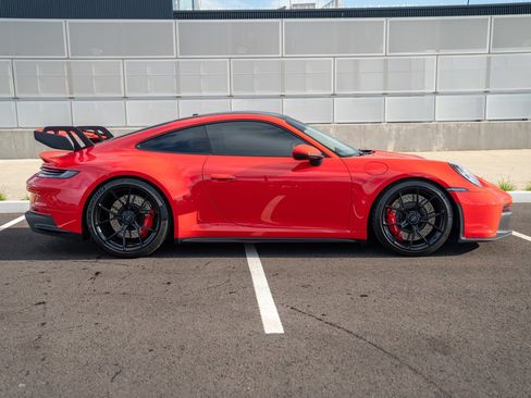 Certified 2022 Porsche 911 GT3 RWD image 8