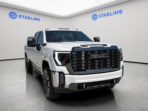 Certified 2024 GMC Sierra 3500 Denali Ultimate AWD/4WD image 14