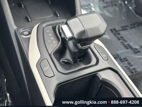 Certified 2025 Kia K4 GT-Line image 29