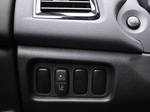 Used 2025 Mitsubishi Outlander Sport LE image 9