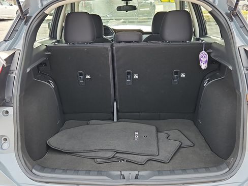 Used 2022 Nissan Kicks SV image 6