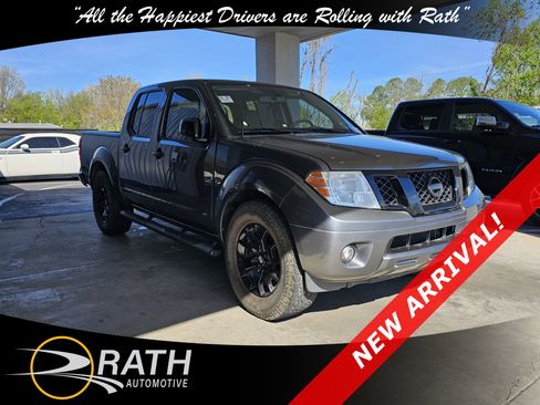 Used 2019 Nissan Frontier SV w/ Value Truck Package image 3