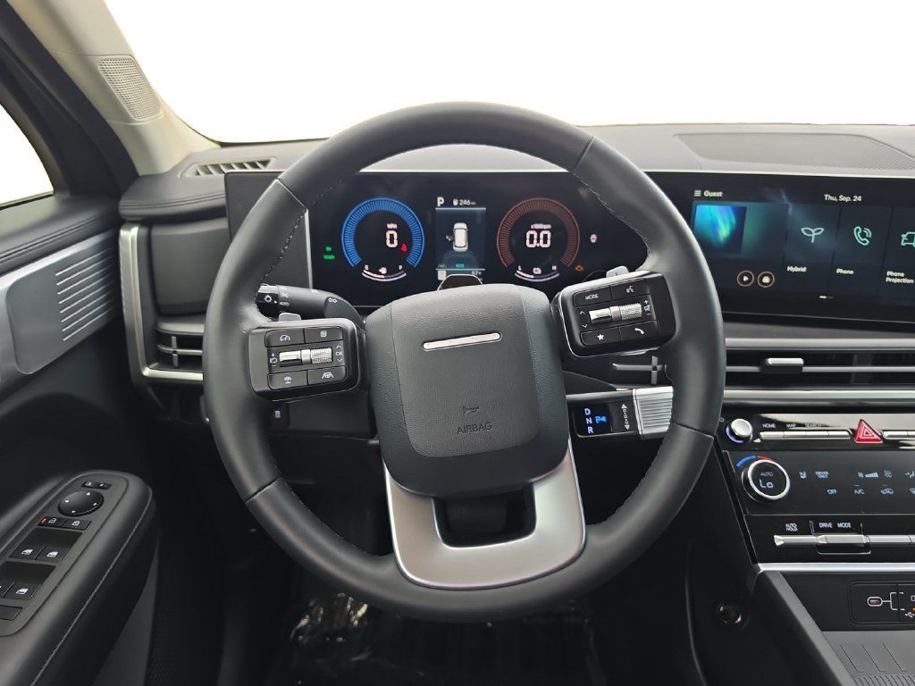 Used 2026 Hyundai Santa Fe SEL FWD image 14