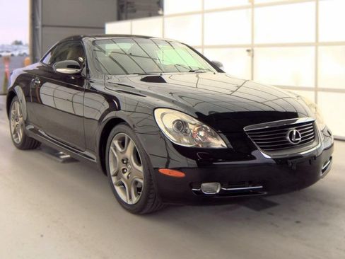 Used 2006 Lexus SC 430 Convertible RWD image 3