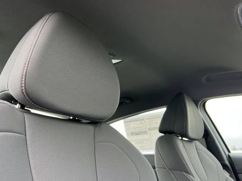 New 2026 Hyundai Elantra Sport FWD image 15