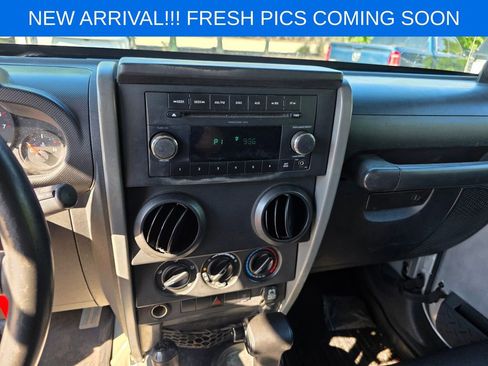 Used 2009 Jeep Wrangler Unlimited X AWD/4WD image 10