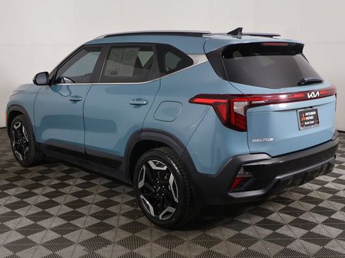 Used 2024 Kia Seltos SX w/ SX Sunroof Package AWD/4WD image 9
