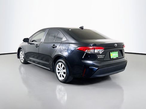 Used 2023 Toyota Corolla LE image 7