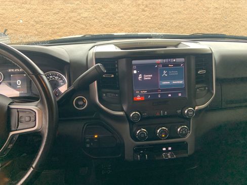 Used 2024 RAM 2500 Big Horn image 21