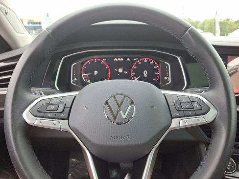 Used 2024 Volkswagen Jetta SEL image 20