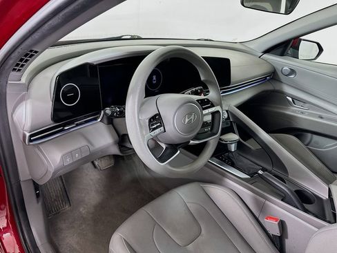 Certified 2024 Hyundai Elantra SEL image 9