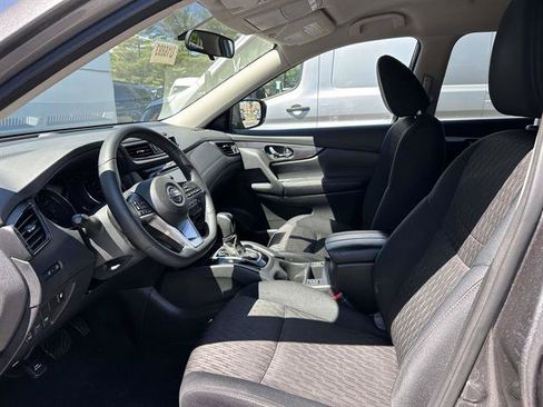 Used 2018 Nissan Rogue S w/ S Value Package AWD/4WD image 13