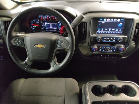 Used 2018 Chevrolet Silverado 1500 LT w/ LT Eassist Package RWD image 22