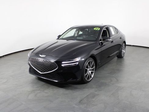 Used 2022 Genesis G70 3.3T RWD image 2
