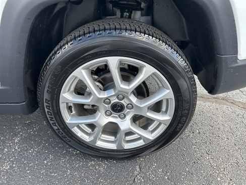 Used 2025 Jeep Compass Limited AWD/4WD image 18