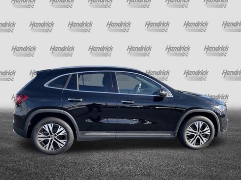 Certified 2025 Mercedes-Benz GLA 250 4MATIC w/ Driver Assistance Package image 11