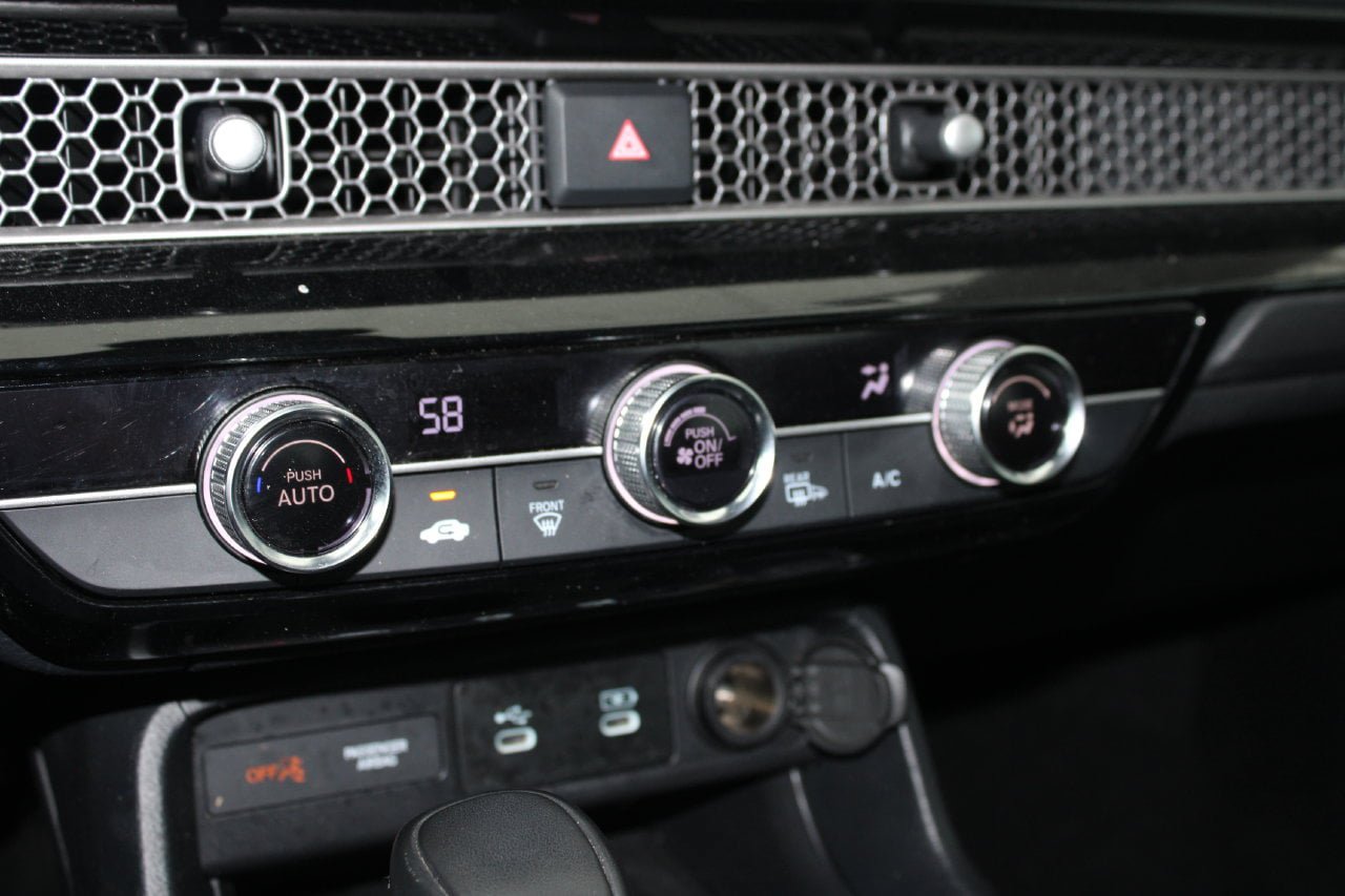 Used 2025 Honda Civic Sport image 16