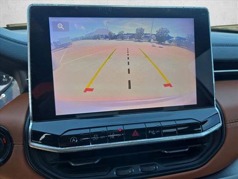 Used 2024 Jeep Compass Limited w/ Sun and Sound Group image 12