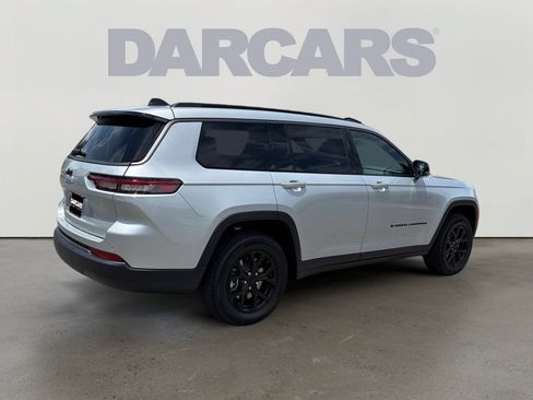 New 2026 Jeep Grand Cherokee L 4WD image 7