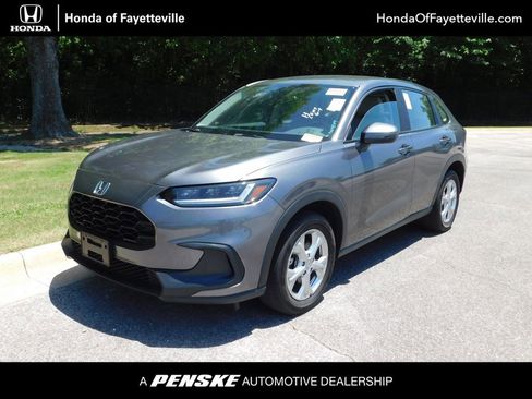 Used 2024 Honda HR-V LX image 1