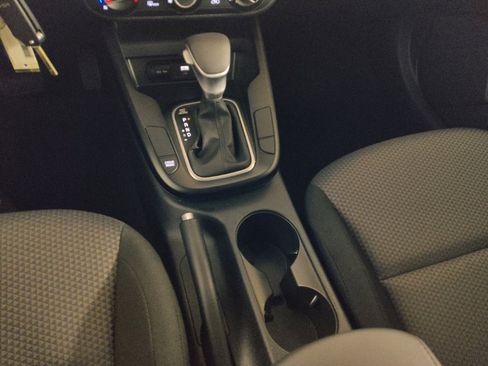 Used 2025 Kia Soul LX image 26