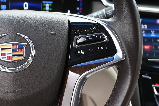 Used 2015 Cadillac XTS FWD image 27
