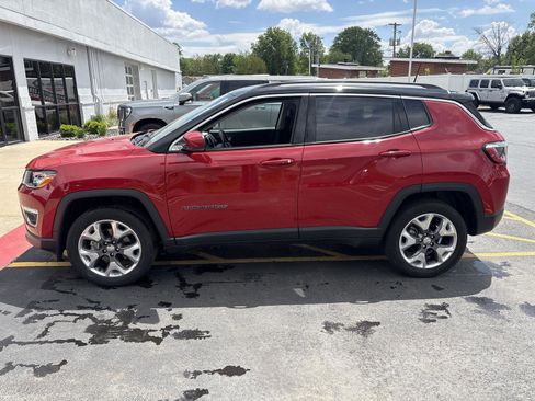 Used 2021 Jeep Compass Limited w/ Trailer Tow Group AWD/4WD image 2
