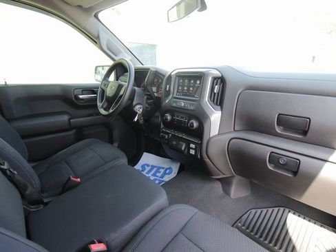 Used 2019 Chevrolet Silverado 1500 Custom Trail Boss w/ Custom Convenience Package image 30