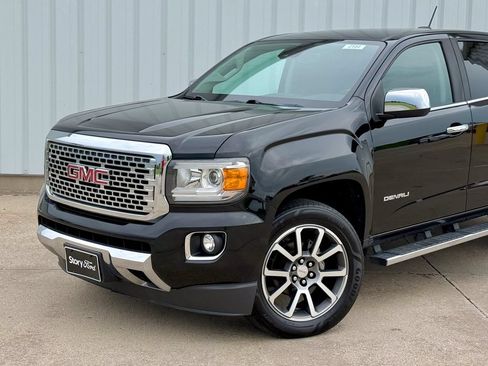 Used 2020 GMC Canyon Denali AWD/4WD image 2