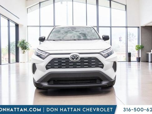 Used 2024 Toyota RAV4 LE FWD image 22