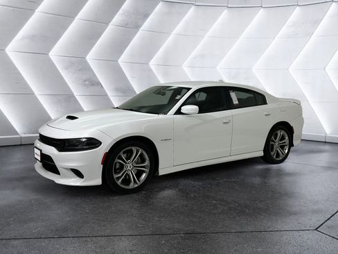 Used 2022 Dodge Charger R/T image 3