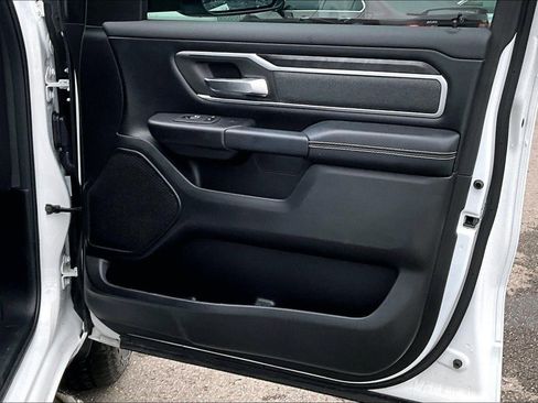 Used 2020 RAM 1500 Big Horn AWD/4WD image 23