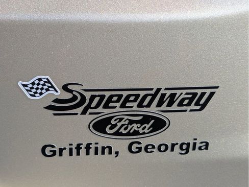 Used 2012 Jeep Grand Cherokee Laredo w/ Laredo E Group image 9