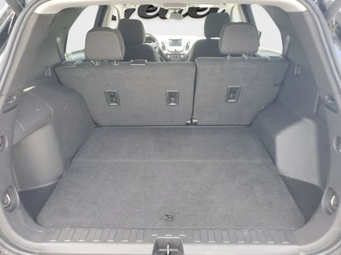 Used 2024 Chevrolet Equinox LT FWD image 9