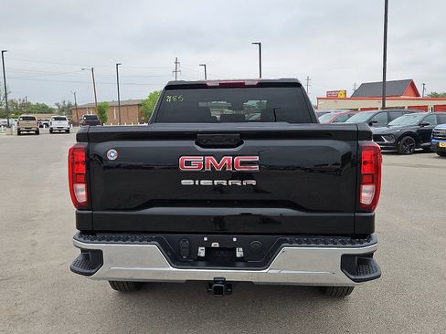 New 2026 GMC Sierra 1500 Pro image 4