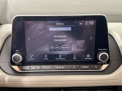 Used 2025 Nissan Rogue SV AWD/4WD image 12