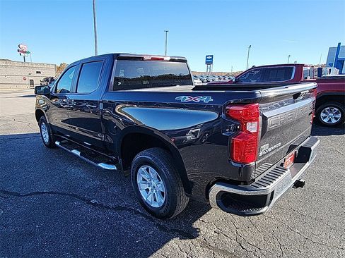 Used 2022 Chevrolet Silverado 1500 LT w/ Protection Package image 6