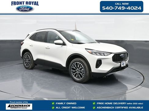 New 2025 Ford Escape SE FWD image 1
