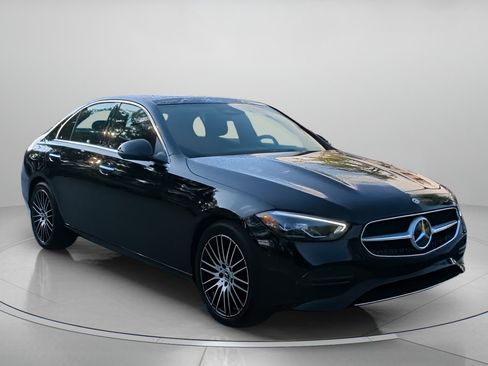 Used 2026 Mercedes-Benz C 300 Sedan image 2