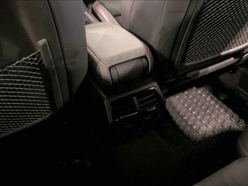 Certified 2025 Audi Q3 2.0T Premium Plus w/ Premium Plus Package image 34