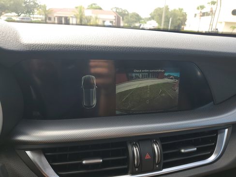 Used 2024 Alfa Romeo Stelvio Ti w/ Active Assist Plus Package image 27